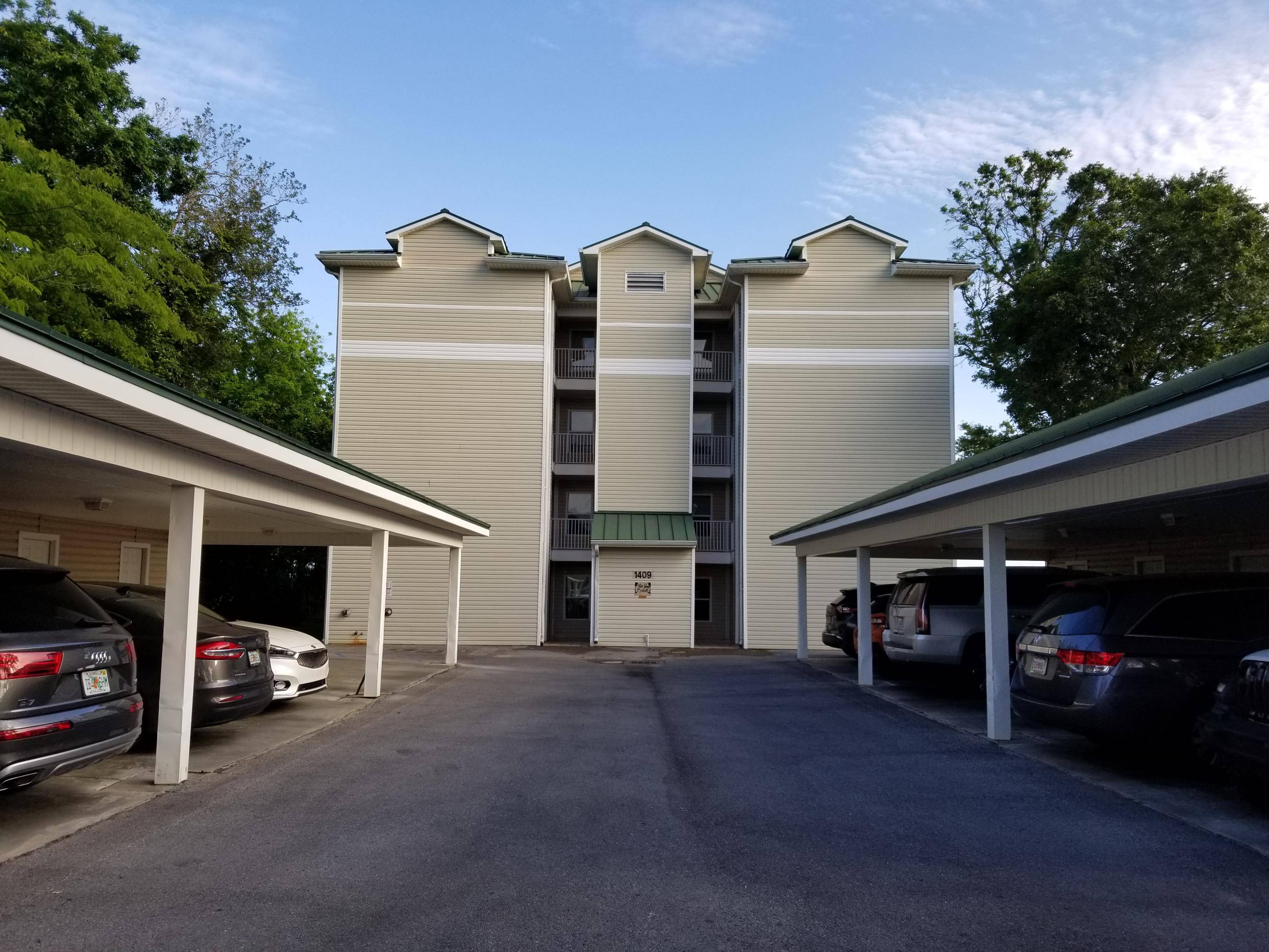 1409 W Highway 98  #APT 402,  Mary Esther,  FL 32569