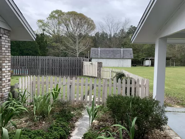 Paxton, FL 32538,134 Thomas Drive