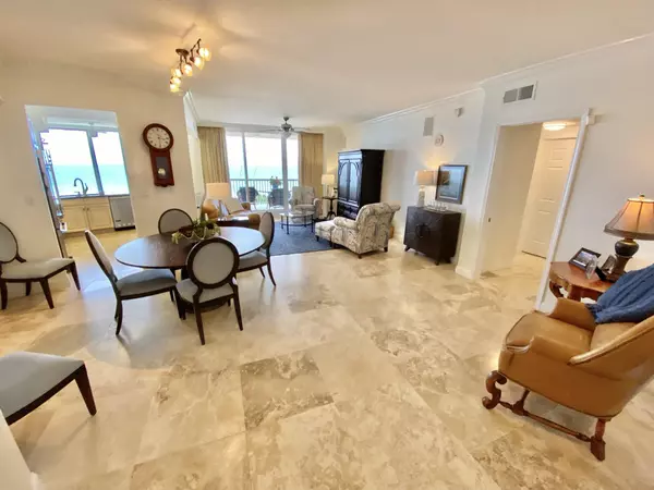 Destin, FL 32541,15400 Emerald Coast Parkway  #504