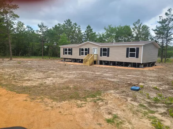 510 W Violet Lane, Defuniak Springs, FL 32433