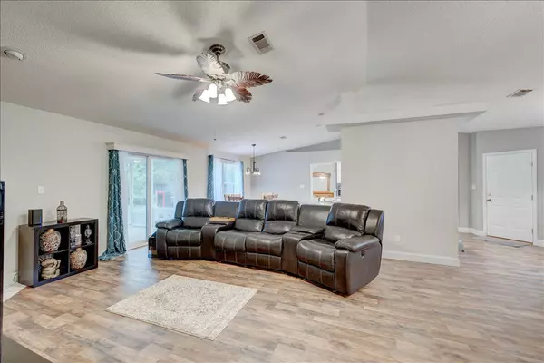 Navarre, FL 32566,7286 Mossy Oaks Drive