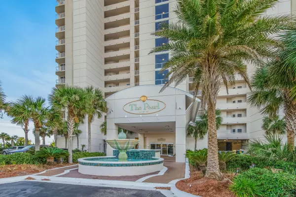 Navarre, FL 32566,8499 Gulf Boulevard  #APT 505