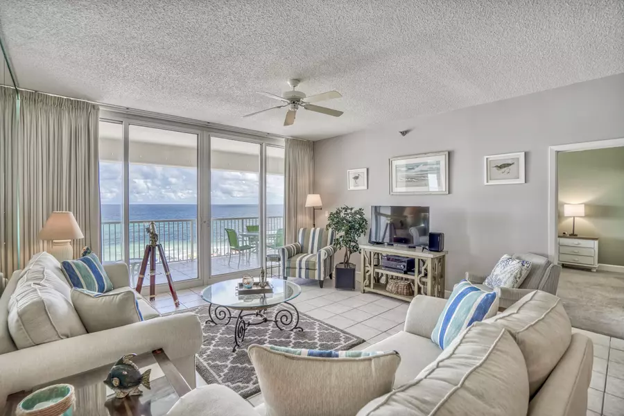 8525 Gulf Boulevard  #APT 509, Navarre, FL 32566