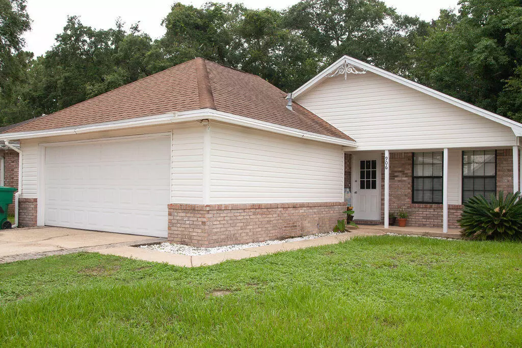 Fort Walton Beach, FL 32547,906 Lawton Court