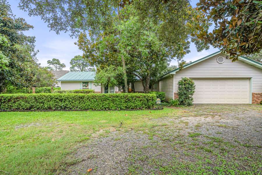 2701 W Highway 98, Mary Esther, FL 32569