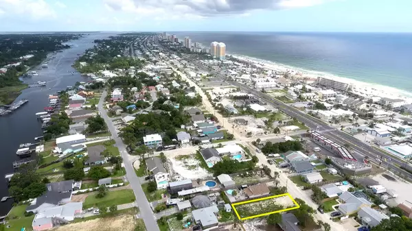 Panama City Beach, FL 32408,8322 Elizabeth Avenue