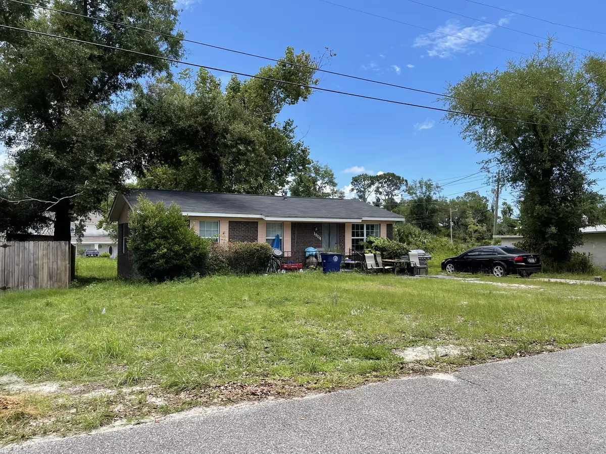 Panama City, FL 32405,1904 Grant Avenue