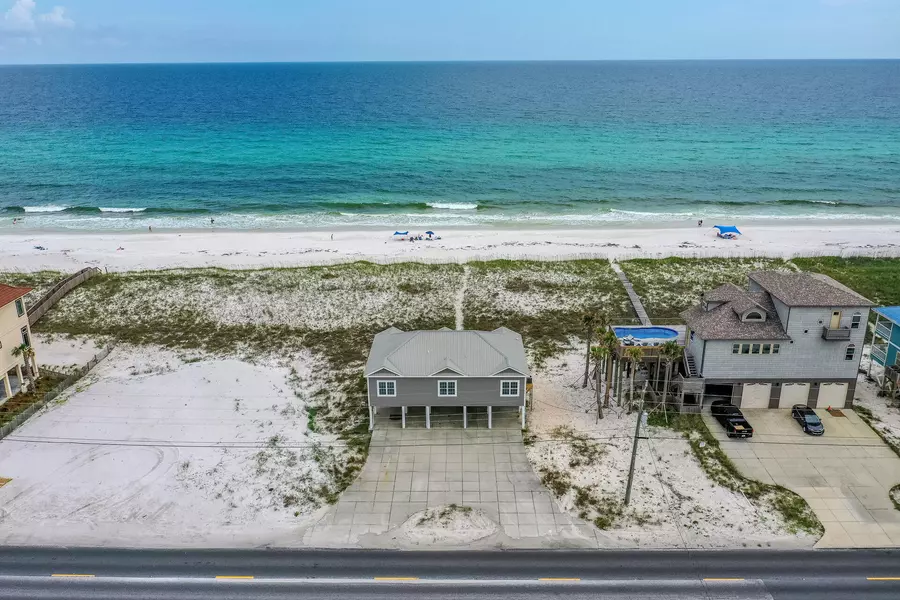 8057 Gulf Boulevard, Navarre, FL 32566