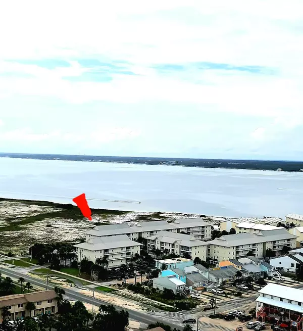 8436 Gulf Boulevard  #Unit 212, Navarre, FL 32566