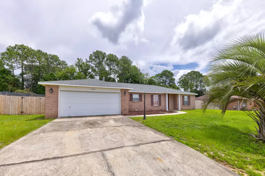 1228 Northview Drive, Crestview, FL 32536