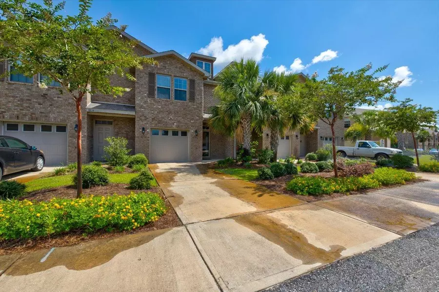 8836 Brown Pelican Circle, Navarre, FL 32566