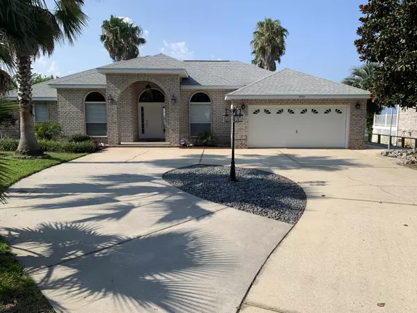 Gulf Breeze, FL 32563,3892 Paradise Bay Drive