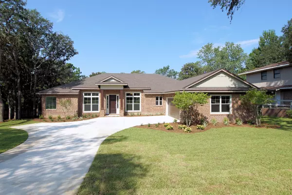 1012 Pine Lake Drive, Niceville, FL 32578