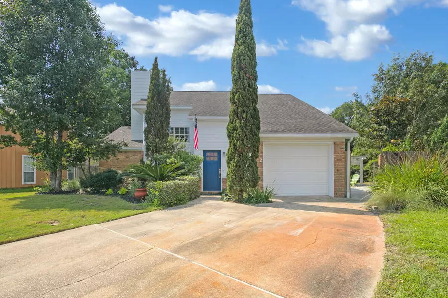 422 Canterbury Court, Fort Walton Beach, FL 32548