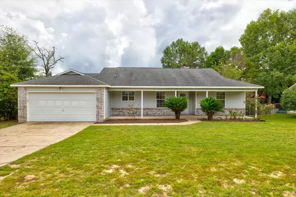 131 Villacrest Drive, Crestview, FL 32536