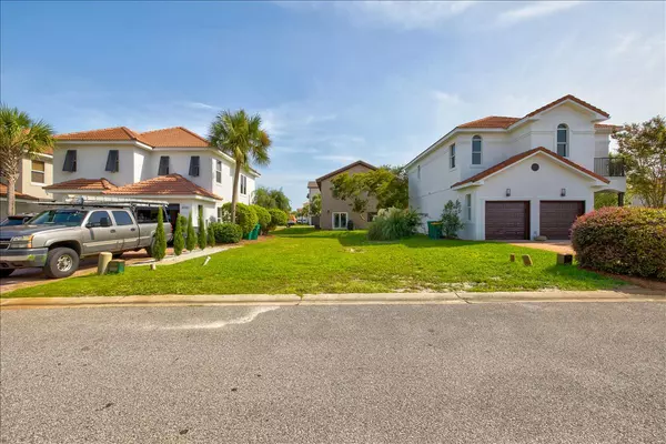 Destin, FL 32541,4743 Amhurst Circle