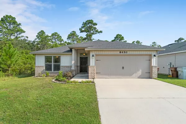 8450 Island Drive, Navarre, FL 32566