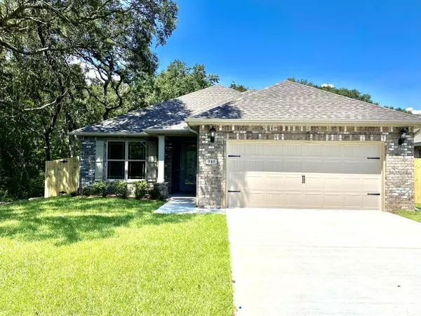 949 Kenzie Lane, Fort Walton Beach, FL 32547