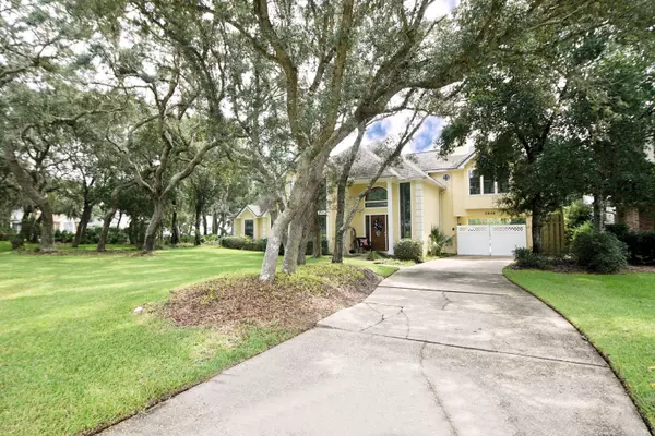 Shalimar, FL 32579,2848 Jack Nicklaus Way