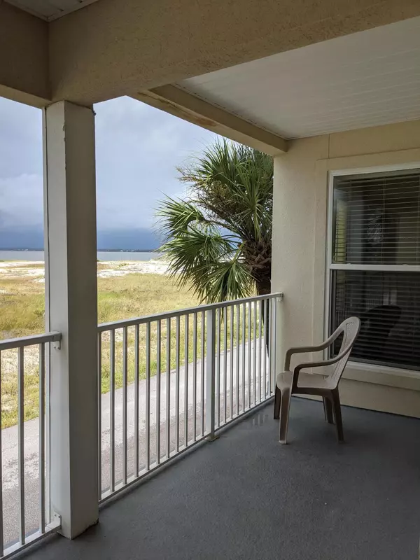 8436 Gulf Boulevard  #412, Navarre, FL 32566