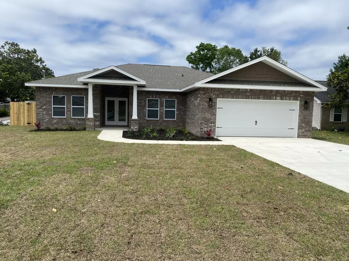 Mary Esther, FL 32569,124 Palmetto Avenue