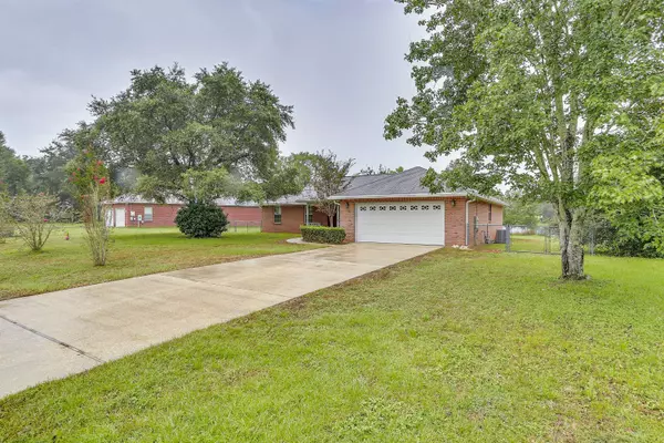 Crestview, FL 32539,422 Shoal Lake Drive