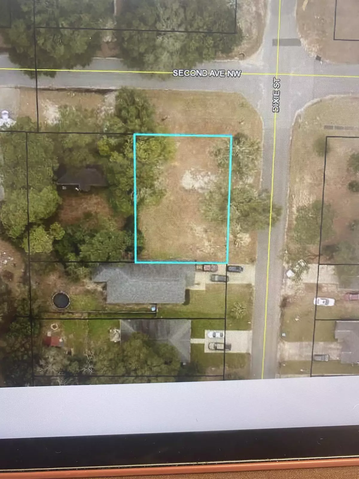 Crestview, FL 32536,.17 Acre Dixie Street