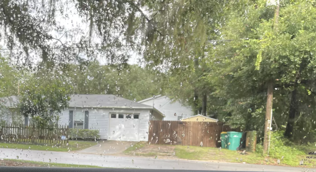 206 Reynolds Avenue, Niceville, FL 32578