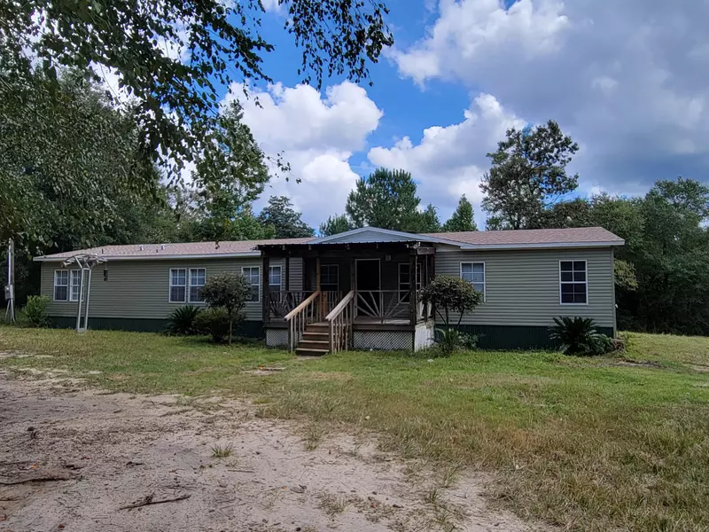 1831 Boy Scout Road, Defuniak Springs, FL 32435