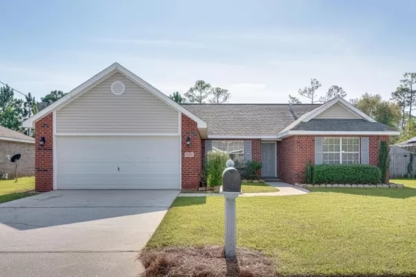 8739 Faye Court, Navarre, FL 32566