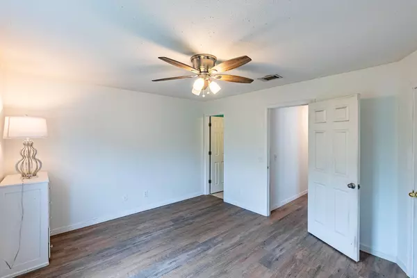 Panama City Beach, FL 32407,607 Dogwood Street