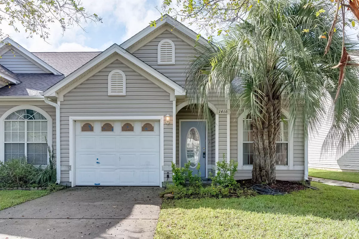 Gulf Breeze, FL 32563,1466 Tiger Lake Drive  #1466