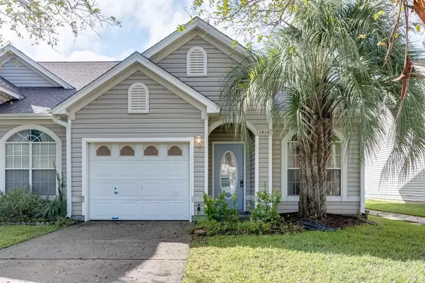 1466 Tiger Lake Drive  #1466, Gulf Breeze, FL 32563