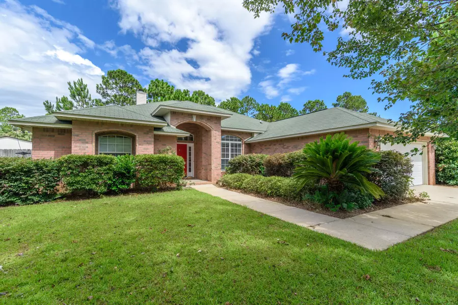 1608 Champagne Avenue, Gulf Breeze, FL 32563