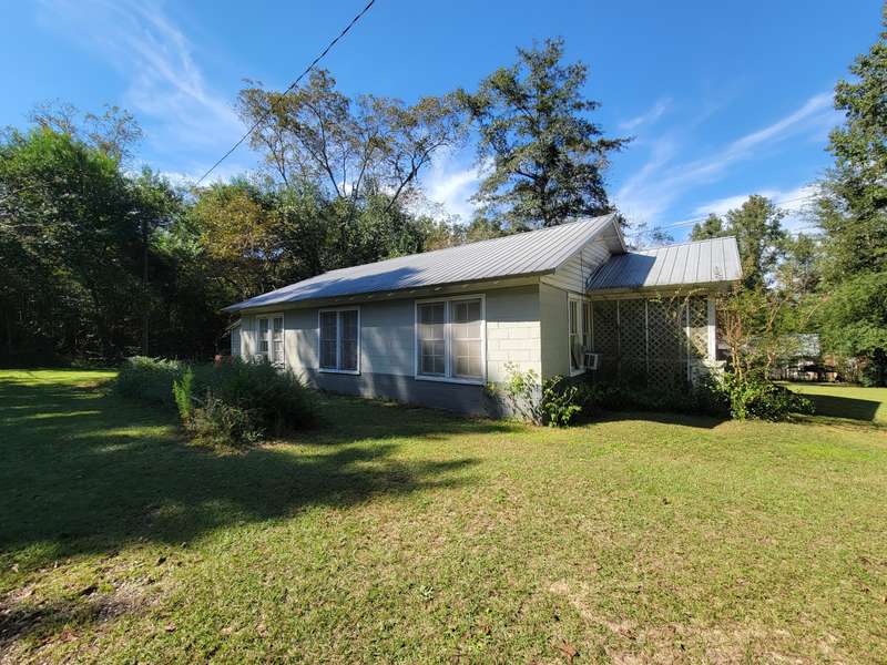 22799 US Hwy 331 North, Laurel Hill, FL 32567