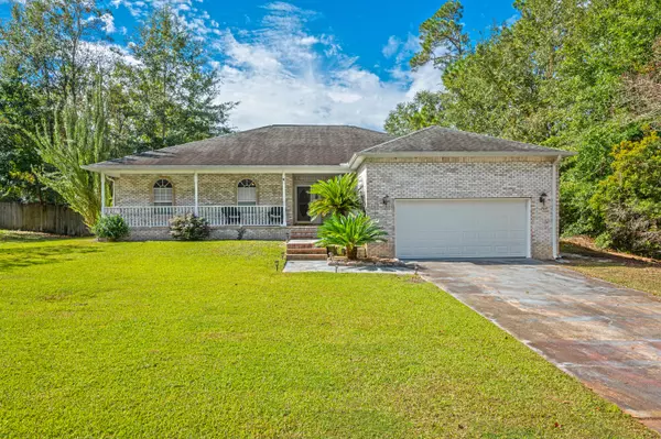 209 Golf Course Drive, Crestview, FL 32536