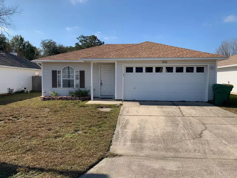 932 John Wayne Circle, Fort Walton Beach, FL 32547