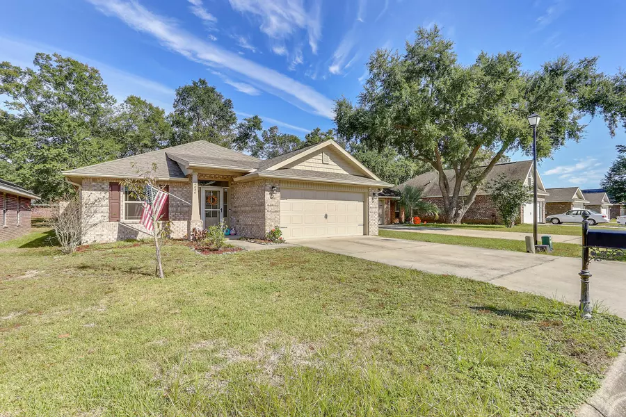 4836 Covenant Circle, Pace, FL 32571