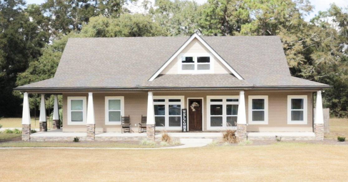 1421 Greenwood Road,  Baker,  FL 32531