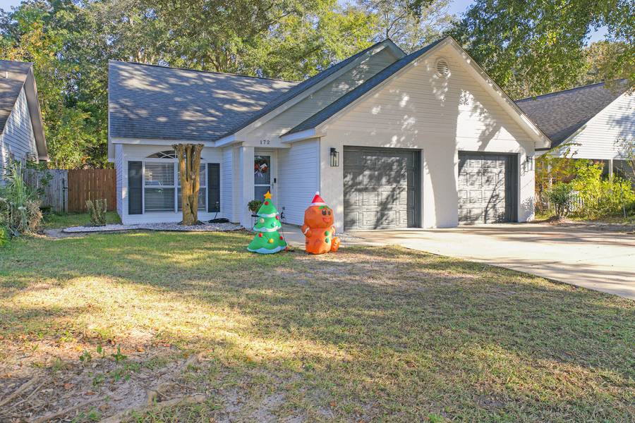 172 Wright Circle, Niceville, FL 32578