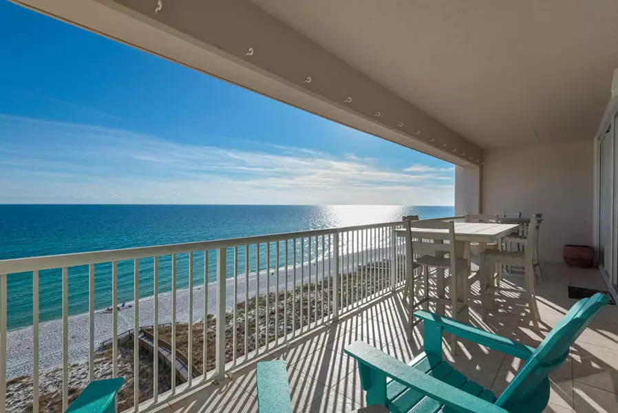 8525 Gulf Boulevard  #APT 808, Navarre, FL 32566