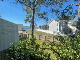 101 Old Ferry Rd  #12D, Shalimar, FL 32579