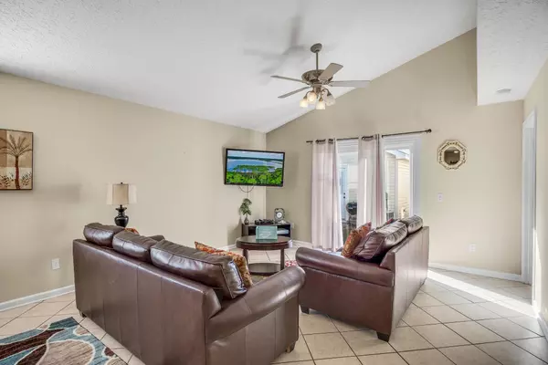 Panama City Beach, FL 32407,209 Seahorse Way