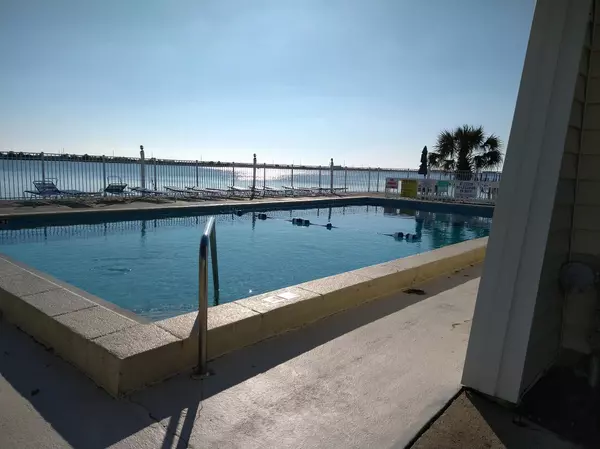 308 SW Miracle Strip Parkway  #UNIT 15D, Fort Walton Beach, FL 32548