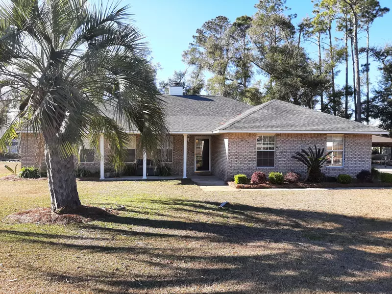 5115 Menawa Trail, Marianna, FL 32446