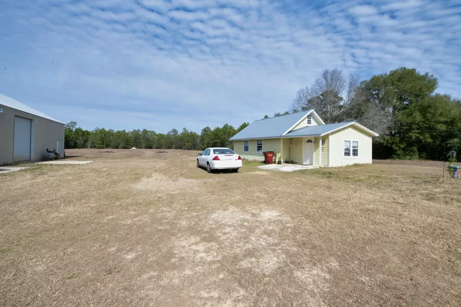 4069 US-90, Crestview, FL 32539