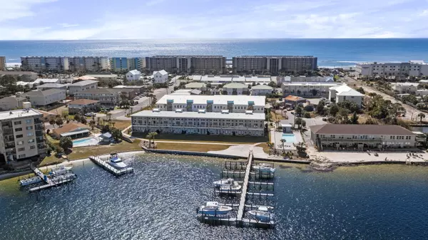 Fort Walton Beach, FL 32548,340 Bluefish Drive  #UNIT 105