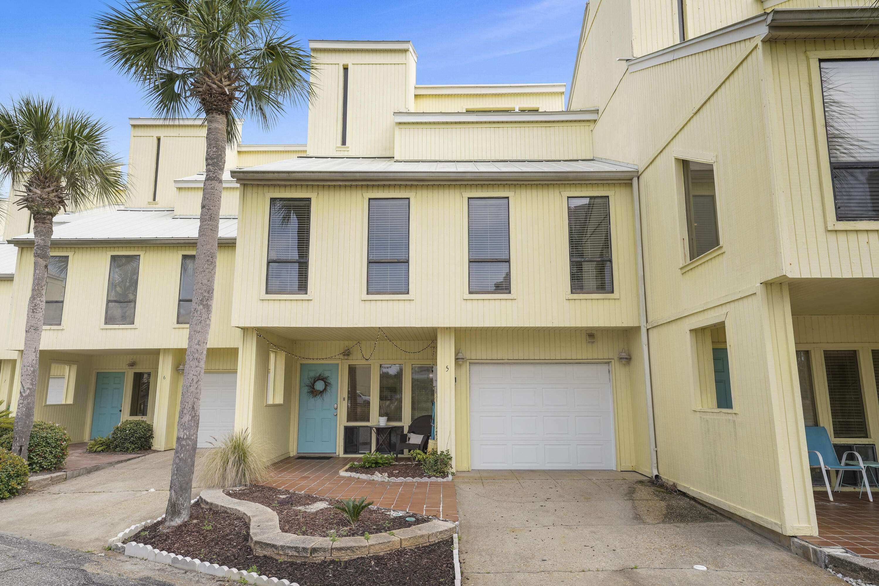 8520 Gulf Blvd Boulevard  #5, Navarre, FL 32566
