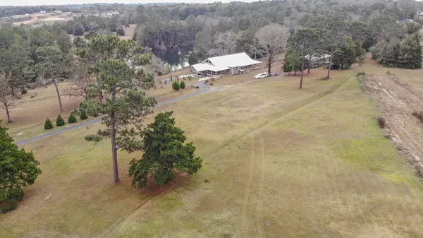 Crestview, FL 32536,5939 Oak Hill Road