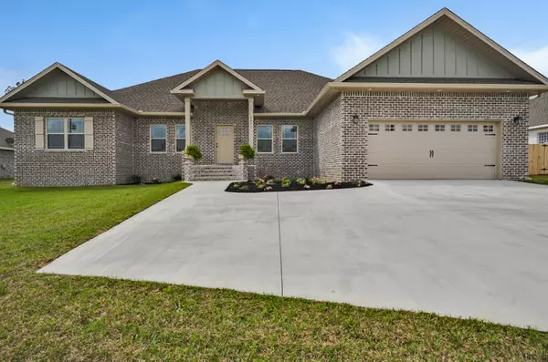 4077 Happy Trails Road, Crestview, FL 32539